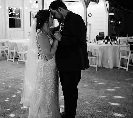 Black and White Wedding Photos