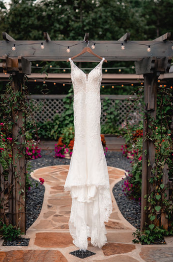 Garden Wedding Dress Photos