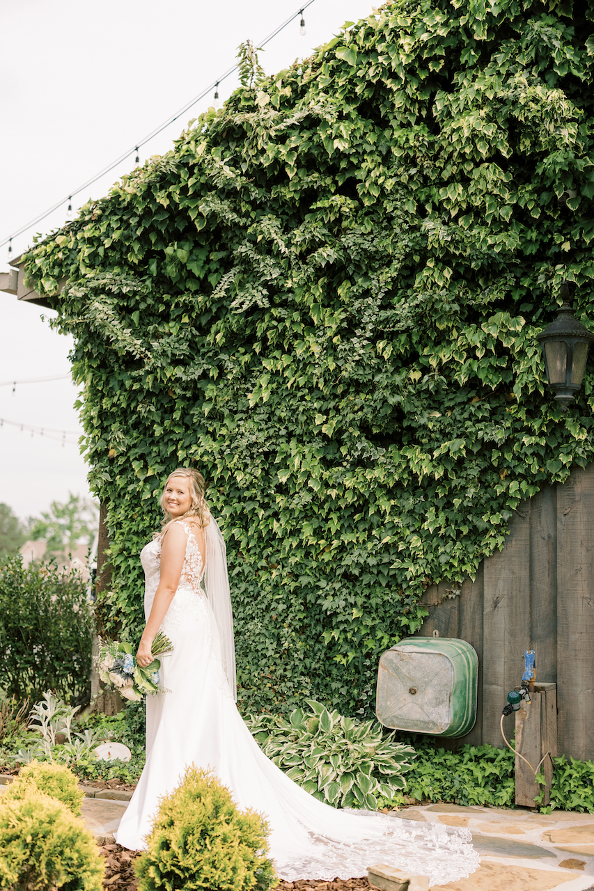 Outdoor Bride Photos