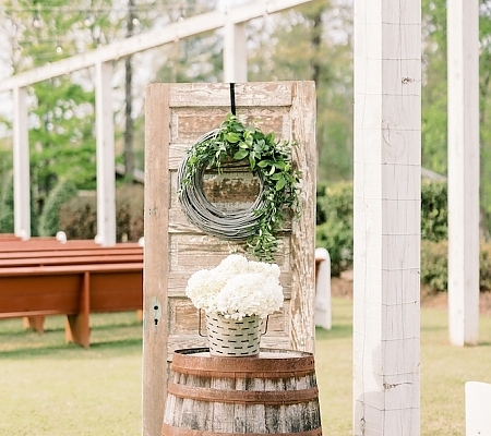 Outdoor Wedding Ceremony Decor