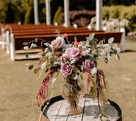 Outdoor Wedding Decor