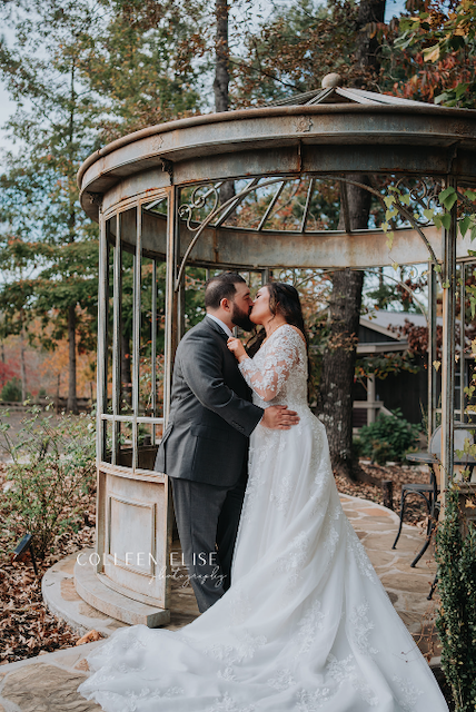 Outdoor Wedding Photos