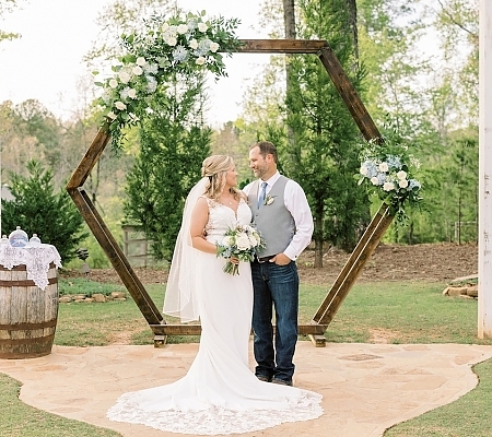 Spring Wedding Altar Design