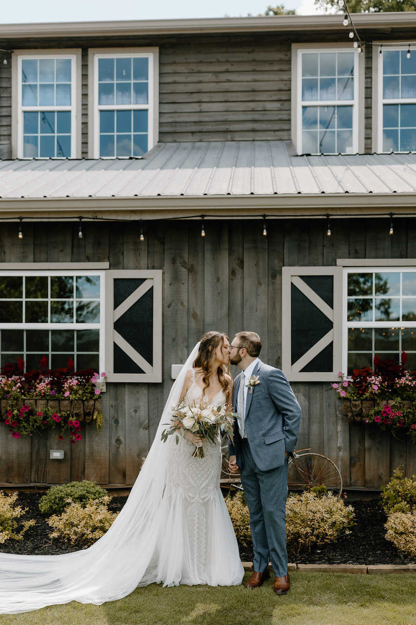 Barn Wedding Venue Dawsonville GA