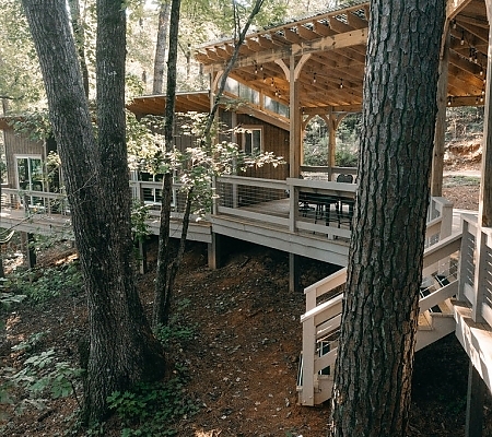 Cottage Porch Space